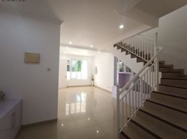 4 Bedroom House for sale in East Jawa, Mulyorejo, Surabaya, East Jawa