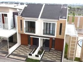 3 Bedroom House for sale in Wiyung, Surabaya, Wiyung