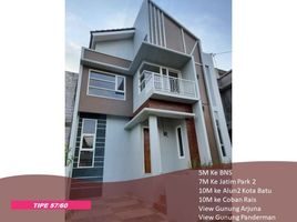 3 Bedroom House for sale in Gayungan, Surabaya, Gayungan