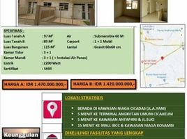 4 Kamar Vila for sale in 23 Paskal Shopping Center, Andir, Sumurbandung