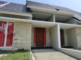 2 Schlafzimmer Villa zu verkaufen in Lakarsantri, East Jawa, Lakarsantri