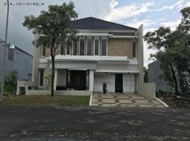 4 Habitación Villa en venta en Lakarsantri, East Jawa, Lakarsantri