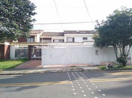 7 Bedroom House for sale in Cundinamarca, Bogota, Cundinamarca