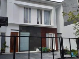 5 Bedroom Villa for sale in Mulyorejo, Surabaya, Mulyorejo