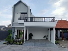 3 침실 주택을(를) Depok, 슬레먼에서 판매합니다., Depok