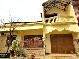 4 Kamar Rumah for sale in Gayungan, Surabaya, Gayungan