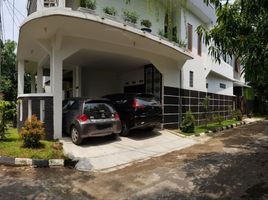 8 Kamar Rumah for sale in Margacinta, Bandung, Margacinta