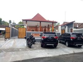 4 Bedroom House for sale in Seyegan, Sleman, Seyegan