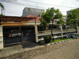 4 Schlafzimmer Villa zu verkaufen in Sukolilo, East Jawa, Sukolilo