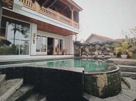 3 Schlafzimmer Villa zu verkaufen in Ginyar, Bali, Ginyar