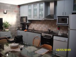 2 Bedroom House for sale in Lanus, Buenos Aires, Lanus