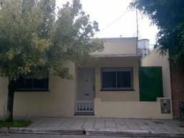 2 Bedroom House for sale in Quilmes, Buenos Aires, Quilmes