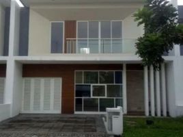 4 Habitación Casa en venta en Wiyung, East Jawa, Wiyung
