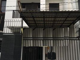 4 Habitación Villa en venta en Mulyorejo, East Jawa, Mulyorejo