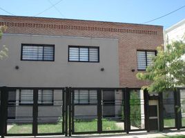 2 Bedroom House for sale in Quilmes, Buenos Aires, Quilmes