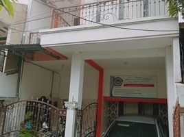 4 Kamar Rumah for sale in Sukomanunggal, Surabaya, Sukomanunggal