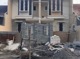 3 Habitación Villa en venta en Rungkut, East Jawa, Rungkut