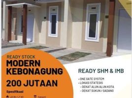 2 Kamar Rumah for sale in Pakisaji, Malang Regency, Pakisaji