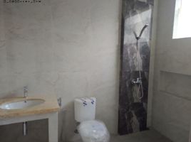 4 Habitación Casa en venta en Tambaksari, East Jawa, Tambaksari