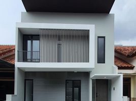 5 Bedroom Villa for sale in Lakarsantri, East Jawa, Lakarsantri, Surabaya, East Jawa, Indonesia