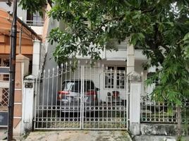 5 Habitación Villa en venta en Rungkut, East Jawa, Rungkut