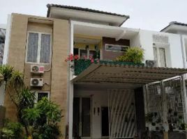 4 Bedroom House for sale in Gayungan, Surabaya, Gayungan