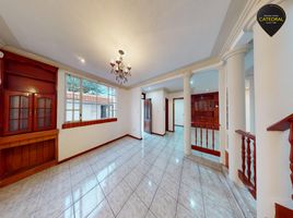 5 Habitación Villa en venta en Calderón Park, Cuenca, Cuenca, Cuenca