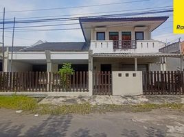 5 Kamar Rumah for sale in Wonocolo, Surabaya, Wonocolo