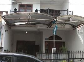 3 Habitación Villa en venta en Dukuhpakis, East Jawa, Dukuhpakis