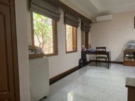5 Habitación Casa en venta en Gunung Anyar, East Jawa, Gunung Anyar
