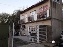 2 Bedroom House for sale in General Sarmiento, Buenos Aires, General Sarmiento