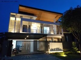 4 Bedroom House for sale in Lakarsantri, Surabaya, Lakarsantri