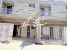 4 Habitación Casa en venta en Rungkut, East Jawa, Rungkut