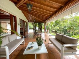 2 Bedroom Villa for rent in Bare Foot Park (Parque de los Pies Descalzos), Medellin, Medellin