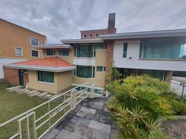 4 Bedroom House for sale in Nayon, Quito, Nayon