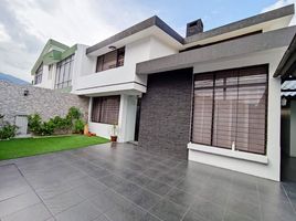 3 Bedroom House for sale in Quito, Pichincha, Quito, Quito