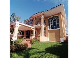 3 Habitación Casa en venta en Panamá, Las Cumbres, Ciudad de Panamá, Panamá