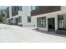 3 Habitación Casa en venta en Nayon, Pichincha, Nayon