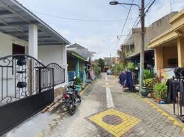 Villa 3 chambre à vendre à Dukuhpakis, East Jawa, Dukuhpakis