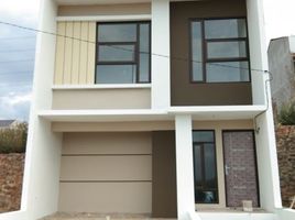 2 Kamar Vila for sale in Husein Sastranegara International Airport, Andir, Sumurbandung