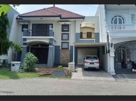 5 Bedroom House for sale in Dukuhpakis, Surabaya, Dukuhpakis