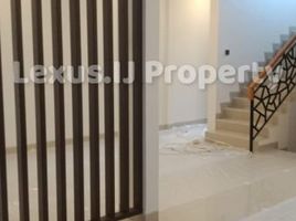 4 Bedroom House for sale in Curug, Tangerang, Curug