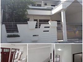 4 Habitación Villa en venta en Kenjeran, East Jawa, Kenjeran