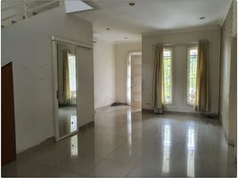 4 Kamar Vila for sale in Serpong, Tangerang, Serpong