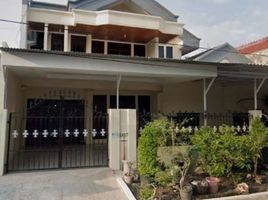 10 Bedroom House for sale in Waru, Sidoarjo, Waru