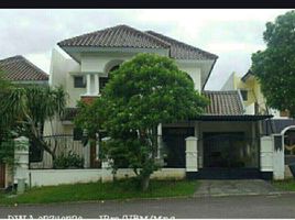 5 Bedroom House for sale in Dukuhpakis, Surabaya, Dukuhpakis