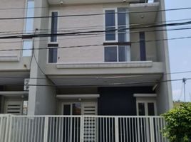 3 Habitación Casa en venta en Tenggilis Mejoyo, East Jawa, Tenggilis Mejoyo