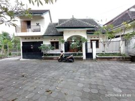 4 Bedroom Villa for sale in Seyegan, Sleman, Seyegan