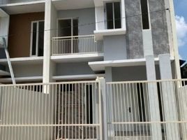 3 Bedroom House for sale in Wonokromo, Surabaya, Wonokromo