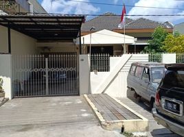 6 Bedroom House for sale in Siloam Hospitals Surabaya, Gubeng, Gubeng